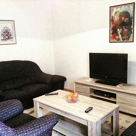 Apartment Buzarovski سكوبجي المظهر الخارجي الصورة